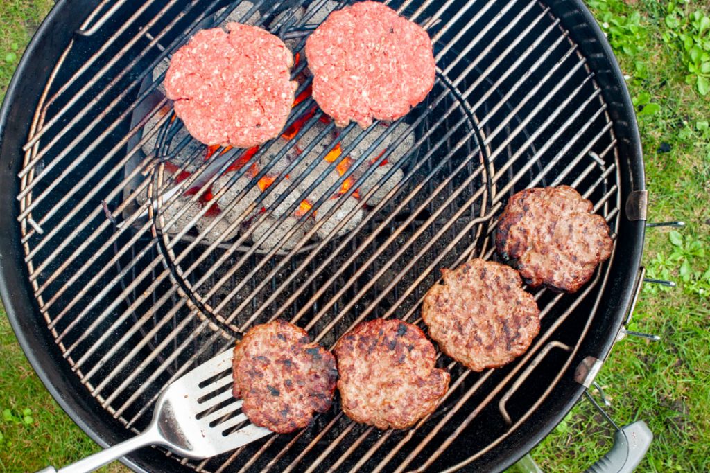 Perfekte Burger und Hamburger grillen Futterattacke.de